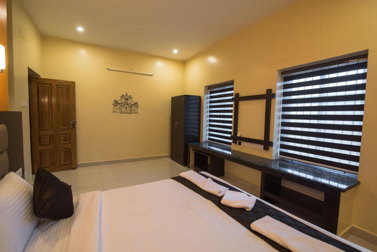 Saffron Vilva Hotel Pondicherry Bagian luar foto