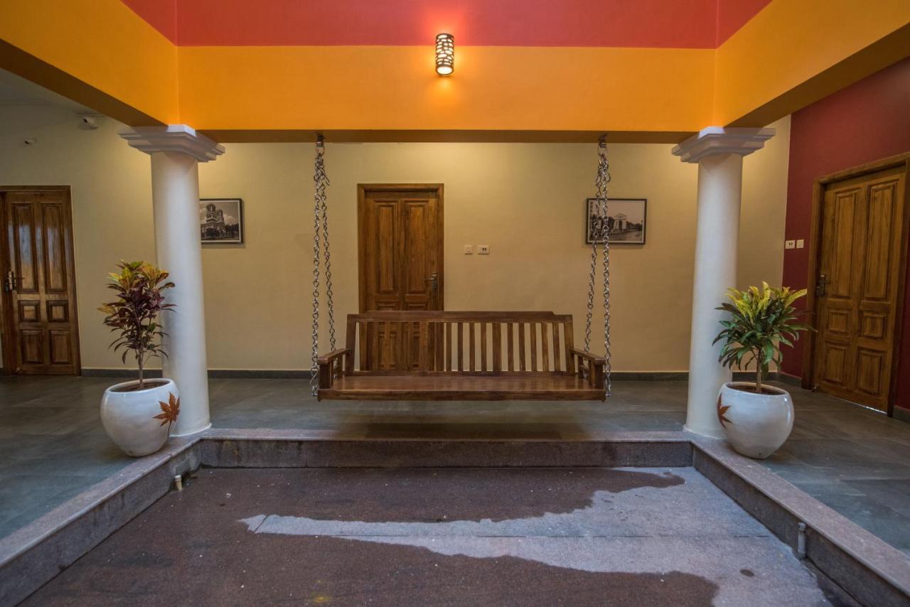 Saffron Vilva Hotel Pondicherry Bagian luar foto
