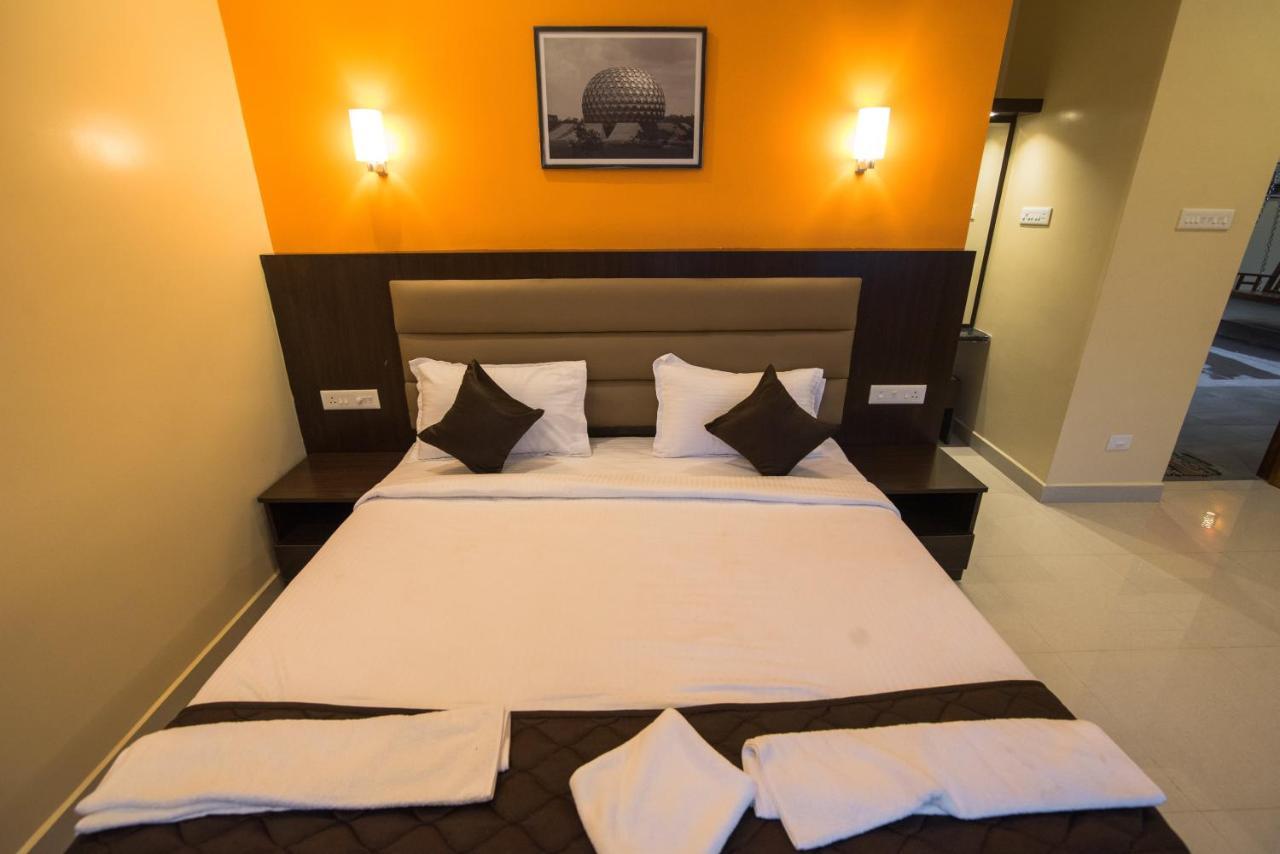 Saffron Vilva Hotel Pondicherry Bagian luar foto